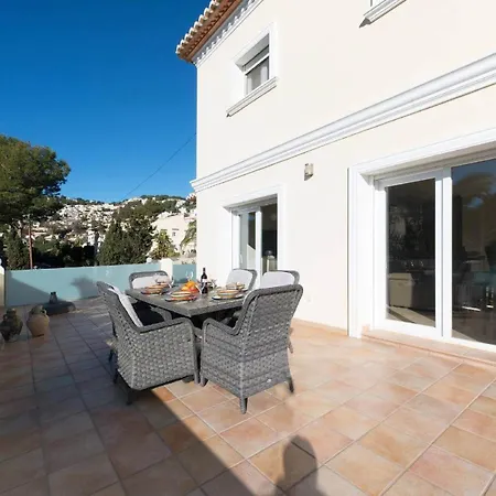 Villa Malibu - Plusholidays *