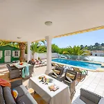 Malibu - Plusholidays Villa *